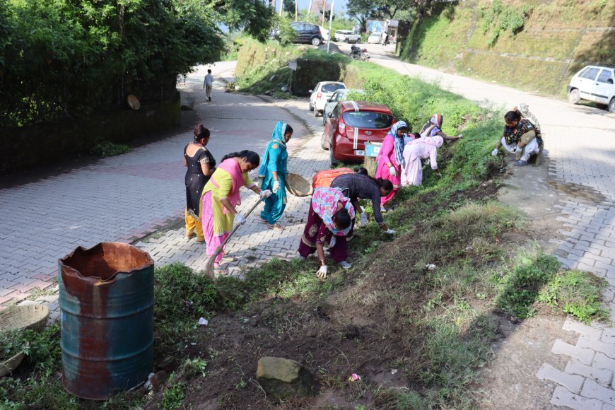 इंडियन स्वच्छता लीग 2.0 के तहत नाहन में स्वच्छता ही सेवा पखवाड़ा आरम्भ ,14 गाड़ियां और 130 सफाई कर्मी कर रहे कार्य