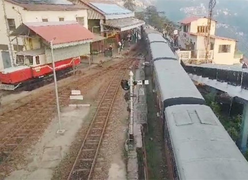 राहत :कालका-शिमला ट्रैक पर 84 दिन बाद नियमित रेल सेवाएं शुरू