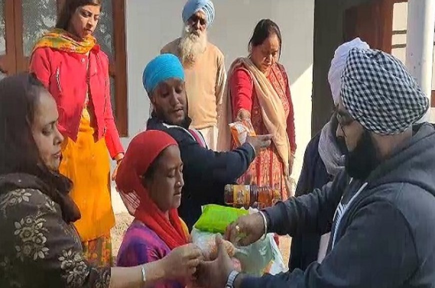 दशमेश रोटी बैंक ने शहर के 50 जरूरतमंद लोगों को बांटा राशन