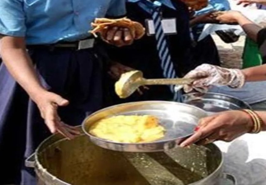 जिला के स्कूलों में नहीं बनेगा दोपहर का भोजन, मिड डे मील वर्कर्स ने कल हड़ताल पर 