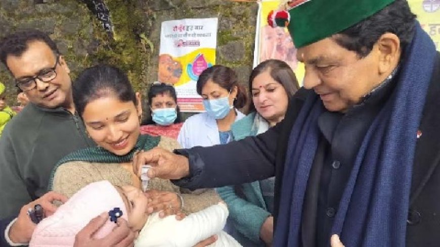 स्वास्थ्य मंत्री ने  बच्चों को पोलियो खुराक पिलाकर पोलियो टीकाकरण अभियान का किया शुभारंभ 