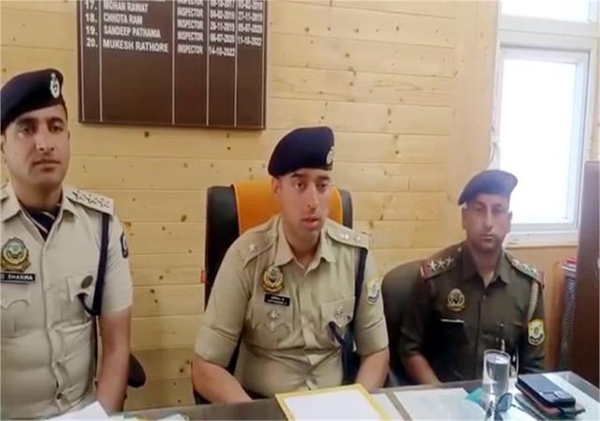 होटल में प्रेमिका की हत्या कर सूटकेस में पैक कर दिया शव , पुलिस के हाथ चढ़ा आरोपी