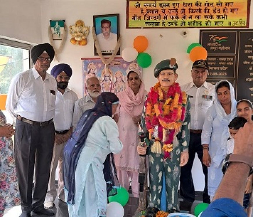 भूतपूर्व सैनिक सगंठन ने मानपुर देवड़ा के अमर शहीद सोहन सिंह को श्रद्धांजलि की अर्पित