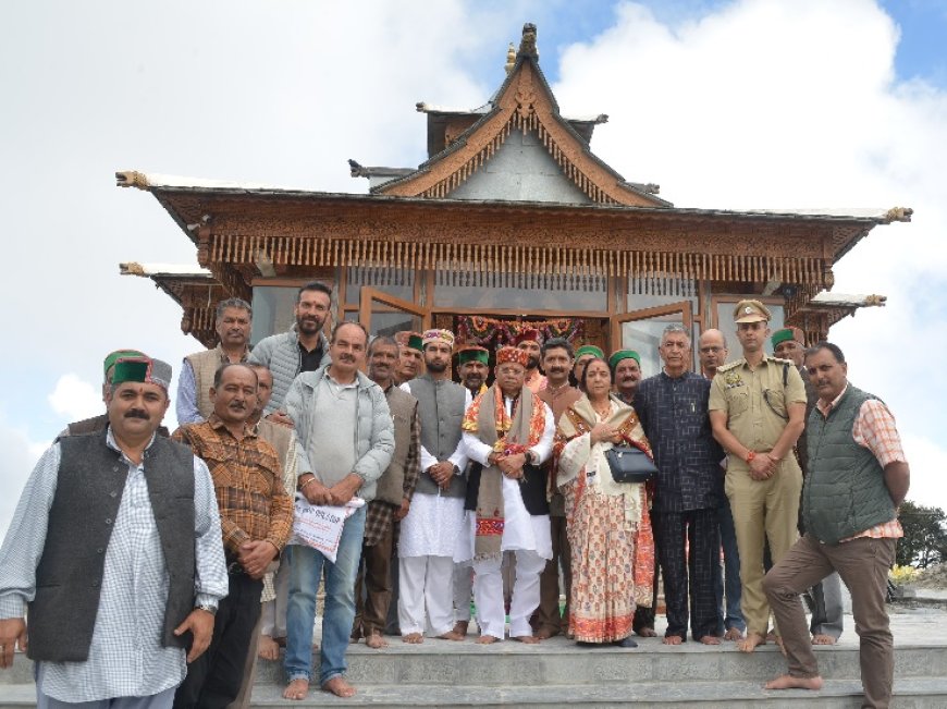 राज्पपाल शिव प्रताप शुक्ल ने हाटू मंदिर जाकर की पूजा-अर्चना