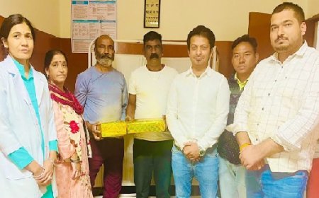 जुन्गा अस्पातल में बेहतरीन स्वच्छता बनाए रखने के लिए सफाई कर्मचारियों को किया सम्मानित