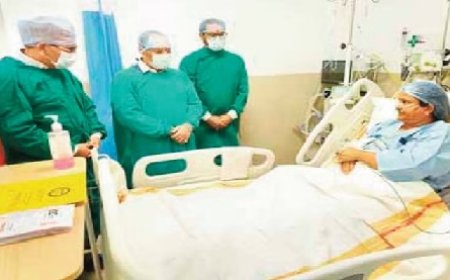 एम्स में पहला किडनी ट्रांसप्लांट सफल, केंद्रीय स्वास्थ्य मंत्री नड्डा ने मरीज से की मुलाकात