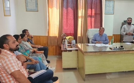 सोलन में ‘मेरी पॉलिसी मेरे हाथ’ कार्यक्रम का शुभारंभ