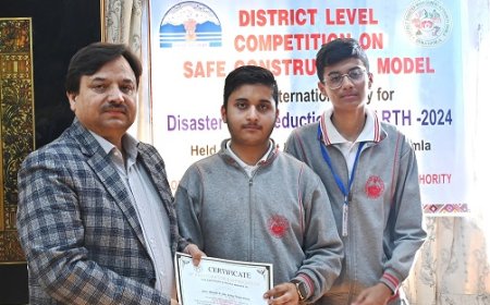 आपदा के प्रति जागरूकता में छात्रों की भूमिका अहम : उपायुक्त