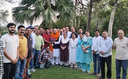 प्रदेश सरकार की कल्याणकारी योजनाओं को जन-जन तक पहुंचाएं पार्टी पदाधिकारी : सुनील शर्मा बिट्टू