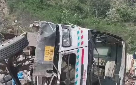 उत्तराखंड रोडवेज की बस पलटने से करीब दो दर्जन यात्री घायल 