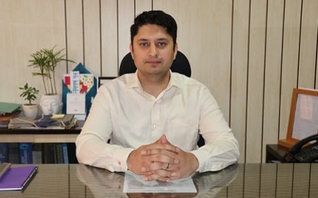 10 साल पूर्व बने आधार कार्ड को करवाएं अपडेट : अपूर्व देवगन