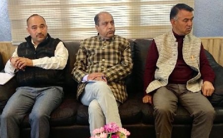 विशेषज्ञ डॉक्टर्स की 63 सीटें रद्द करवाकर स्वास्थ्य व्यवस्था का बेड़ागर्क कर रही सुक्खू सरकार : जयराम ठाकुर