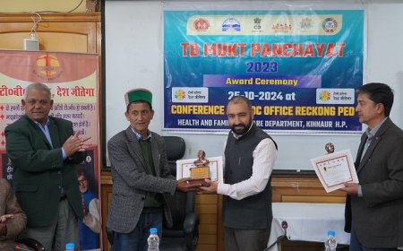 किन्नौर में क्षय रोग उन्मूलन पर बैठक में क्षय रोग मुक्त पंचायतों को किया सम्मानित