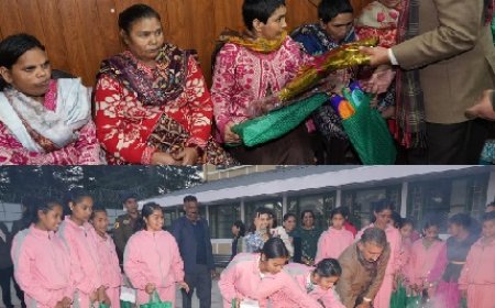 मुख्यमंत्री ने अनाथ और विशेष रूप से सक्षम बच्चों के साथ मनाई दिवाली