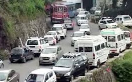 दिल्ली सहित पड़ोसी राज्यों में दिवाली के बाद वायु प्रदूषण का बढ़ा स्तर लोगों के लिए बना आफत