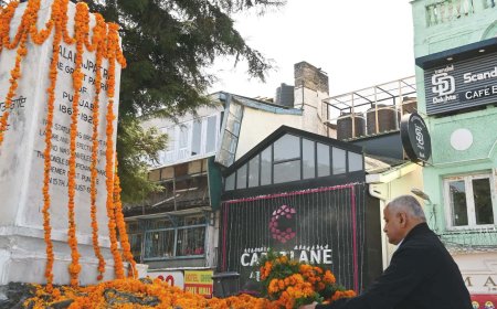 महापौर-उपमहापौर सहित अन्य लोगों ने लाला लाजपत राय को पुष्पांजलि की अर्पित  