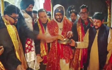 देश के सुप्रसिद्ध कॉमेडी कलाकार कपिल शर्मा ने माता श्री चिंतपूर्णी के दरबार में नवाया शीश 