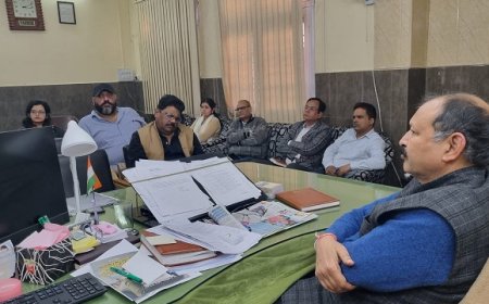 AEFI की जिला स्तरीय बैठक मुख्य चिकित्सा अधिकारी डा.अजय पाठक की अध्यक्षता में संपन्न