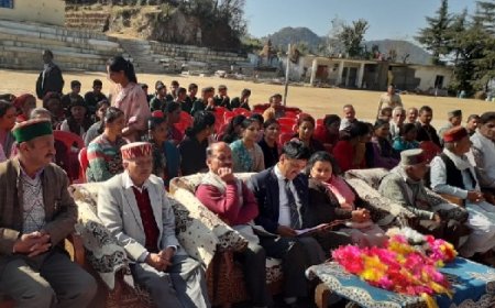 डॉ वॉइस परमार माध्यमिक बोर्डधार में वार्षिक पारितोषिक वितरण समारोह की धूम
