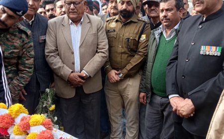 शहीद हवलदार नवल किशोर को पूरे राजकीय सम्मान के साथ दी अंतिम विदाई