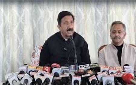 ओ और सी में बंटी भाजपा चाहे जितनी कोशिश कर ले, कांग्रेस सरकार का कुछ नहीं बिगाड़ सकती : अग्निहोत्री