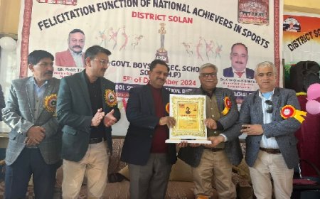 सोलन को मिली गवर्नर ट्रॉफी, डीसी सोलन ने 84 खिलाडिय़ों को किया सम्मानित