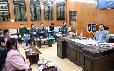 स्कूल की सड़क छुट्टियां समाप्त होने से पहले होंगी पक्की : अनुपम कश्यप 