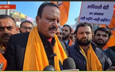 अम्बेडकर का अपमान करने पर कांग्रेस के खिलाफ सड़कों पर उतरी भाजपा, निकाली रोष रैली 