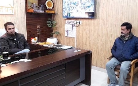 लघु व्यापारियों के प्रतिनिधिमंडल ने मुख्य नगर आयुक्त वरुण चौधरी से मुलाकात कर रखी अपनी 5 सूत्रीय मांग 