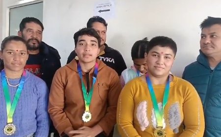 एचपीयू इंटर कॉलेज रेसलिंग में नालागढ़ पीजी कॉलेज का दबदबा ,  छात्रों ने 3 गोल्ड , छात्राओं ने 2 गोल्ड के साथ 2 सिल्वर पर किया कब्जा 