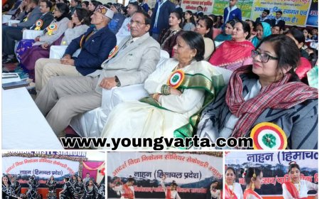 एवीएन स्कूल नाहन में नवाजे मेधावी छात्र , बोर्ड परीक्षाओं में मेरिट में आने वाले विद्यार्थियों को दिए 15-15 हजार का नकद पुरस्कार 