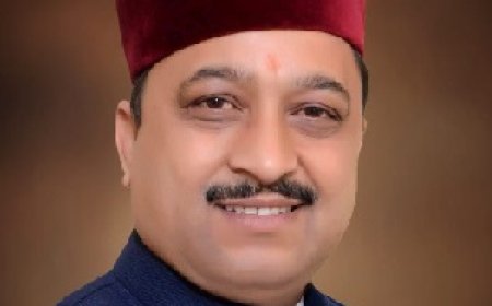 अपनी राजनीति चमकाने के लिए कांग्रेस के मंत्री राजभवन पर करते है टिप्पणी : कश्यप