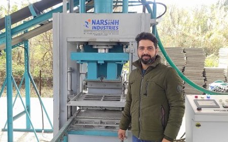 सफलता की कहानी : उद्योग विभाग की मदद से उद्यमी बनकर कई लोगों को रोजगार दे रहे आशीष