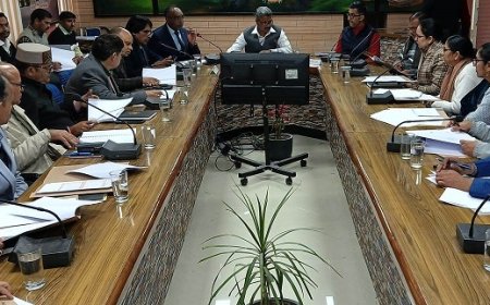 हमीरपुर में 52,711 लोगों को मिल रही है सामाजिक सुरक्षा पेंशन : सुरेश कुमार