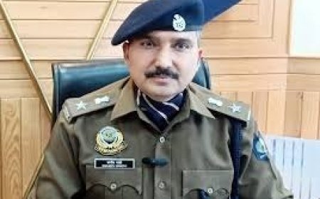 चिट्टा तस्करी में तहसील वेलफेयर ऑफिसर गिरफ्तार , शाह गैंग के बाद अब गुरमीत गैंग का किया भंडाफोड़