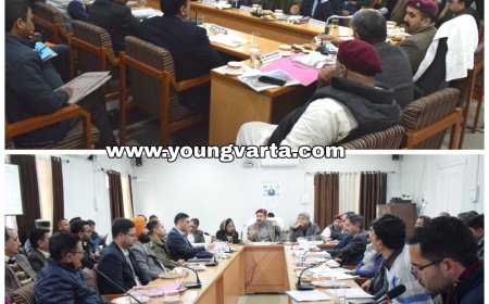 सड़कों से जुड़े भूमि विवादों को स्थानीय निवासियों और जनप्रतिनिधियों के साथ मिल बैठकर हल करें अधिकारी : विक्रमादित्य सिंह