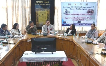 बच्चों को समय देकर उनकी समस्याओं का समाधान करें माता-पिता : उपायुक्त