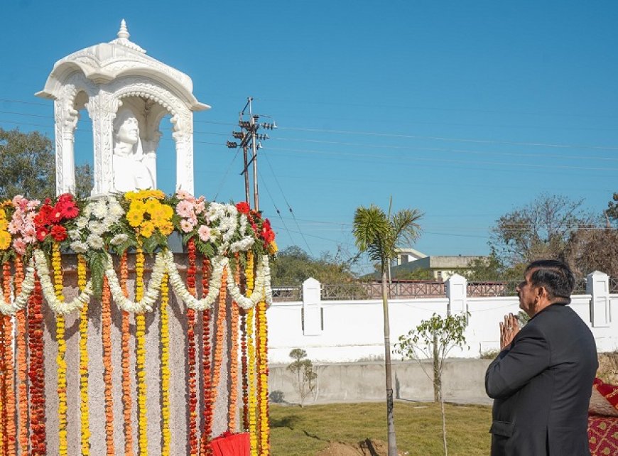 प्रो. (डॉ.) सिम्मी अग्निहोत्री की पुण्यतिथि पर उपमुख्यमंत्री ने प्रतिमा पर श्रद्धासुमन किए अर्पित 