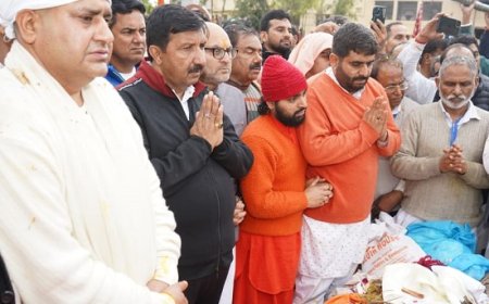 हिमाचल सरकार ने पूर्ण राजकीय सम्मान के साथ परम पूज्य श्री श्री 1008 स्वामी सुग्रीवानंद जी को दी अंतिम विदाई