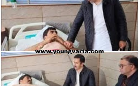 पूर्व विधायक बंबर ठाकुर का कुशलक्षेम जानने आईजीएमसी पहुंचे  मंत्री विक्रमादित्य सिंह