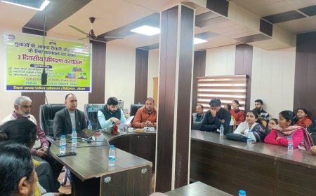 आपदा से बचाव के लिए पंचायत स्तर पर कार्य करेगी टास्क फोर्स , तीन दिवसीय शिविर में दिया जा रहा प्रशिक्षण 