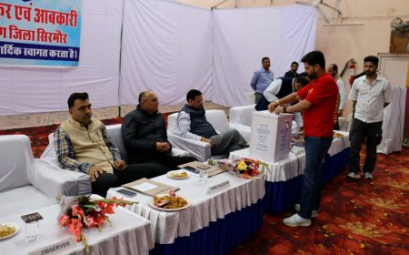 4.06 करोड़ की राजस्व वृद्धि के साथ 82.47 करोड़ में नीलाम हुए सिरमौर के शराब ठेके