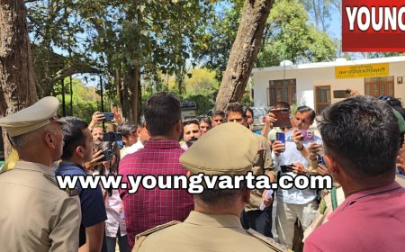 मानपुर देवड़ा में अवैध कटान पर बिफरे हिंदू संगठन , डीएफओ कार्यालय के बाहर रोष प्रदर्शन , तीन दिन का दिया अल्टीमेटम 