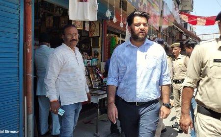 नगर परिषद पांवटा साहिब का अतिक्रमणकारियों पर एक्शन, दुकानदारों को दी सख्त चेतावनी