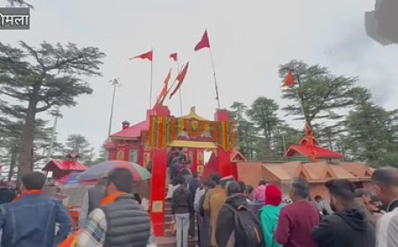 जाखू मंदिर में हनुमान जयंती की भव्य तैयारियां, कोलकाता से मंगाए गए फूलों से सज रहा मंदिर