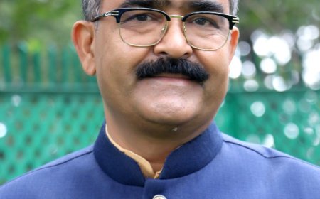 होली के बहाने अधिकारीयों ने लुटाया सरकारी खजाना , बिक्रम ठाकुर ने मुख्य सचिव पर साधा निशाना