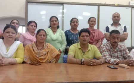 शशि बाला बनी शमशेर वरिष्ट माध्यमिक विद्यालय नाहन के एसएमसी की अध्यक्ष 