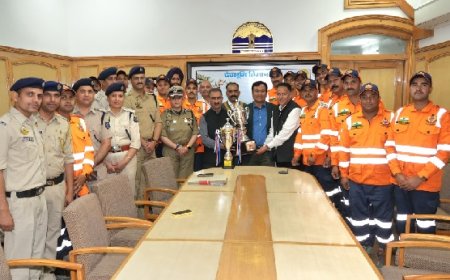 मुख्यमंत्री ने एसडीआरएफ को राष्ट्रीय प्रतियोगिताओं में प्रथम स्थान प्राप्त करने पर दी बधाई