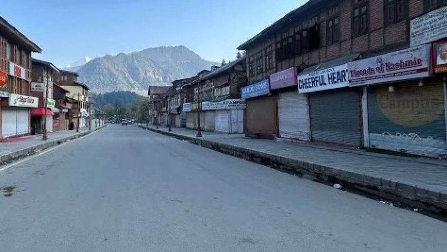 कश्मीर के पहलगाम में पर्यटकों पर हुए आतंकी हमले के विरोध में हिमाचल के बाजार बंद