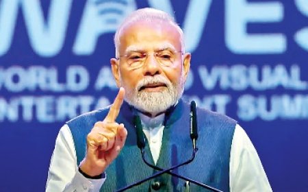 पीएम मोदी ने मुंबई में फस्र्ट वल्र्ड ऑडियो विजुअल एंटरटेनमेंट समिट का किया उद्घाटन  